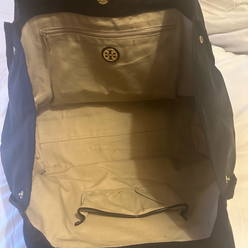Tory Burch Nylon Bag - Picture 4 of 13